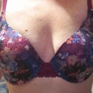 Bra 34D